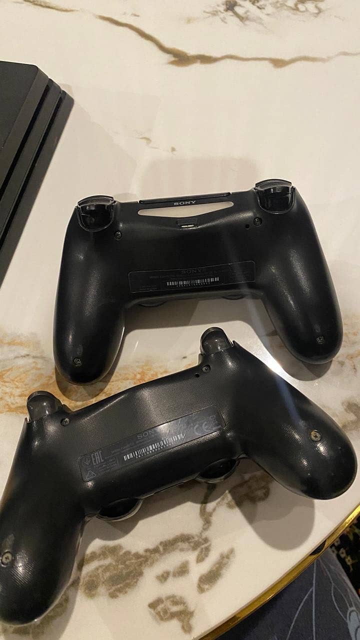 Ps4 pro 7