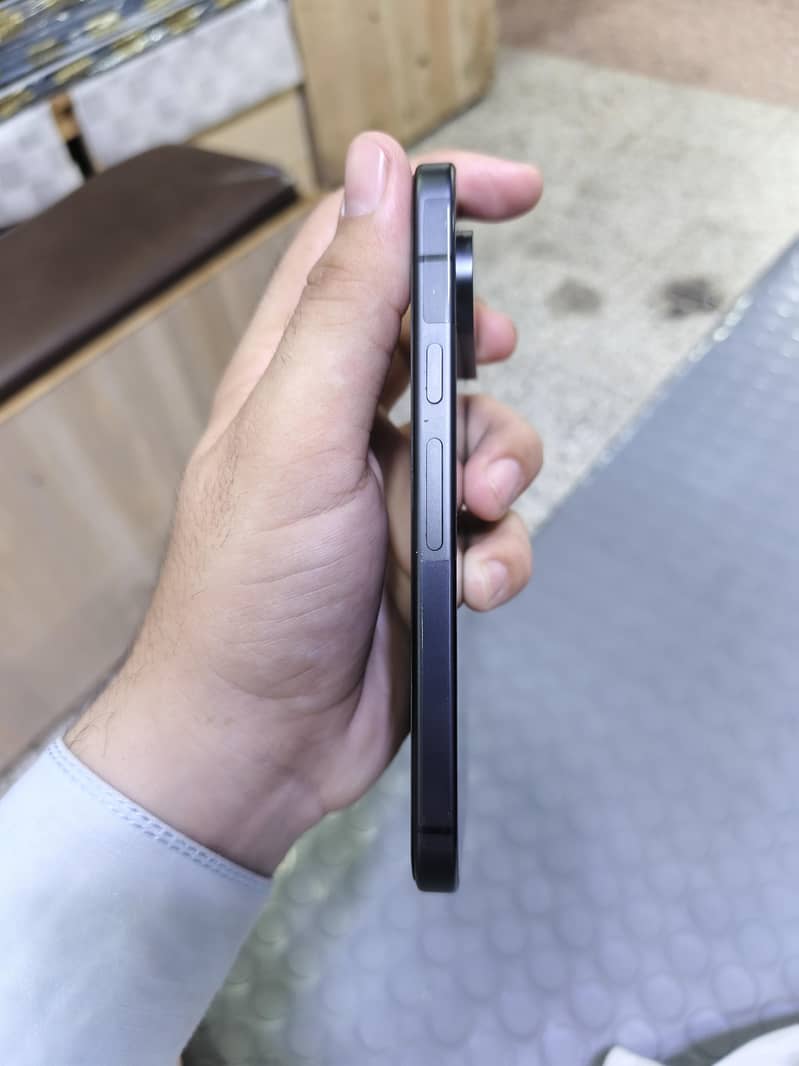 Google Pixel 9 3