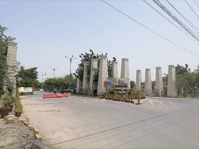 Good Location Plot For Sale In Four Seasons