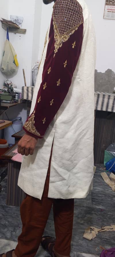 brand new embroidered sherwani perfect for groon /barat