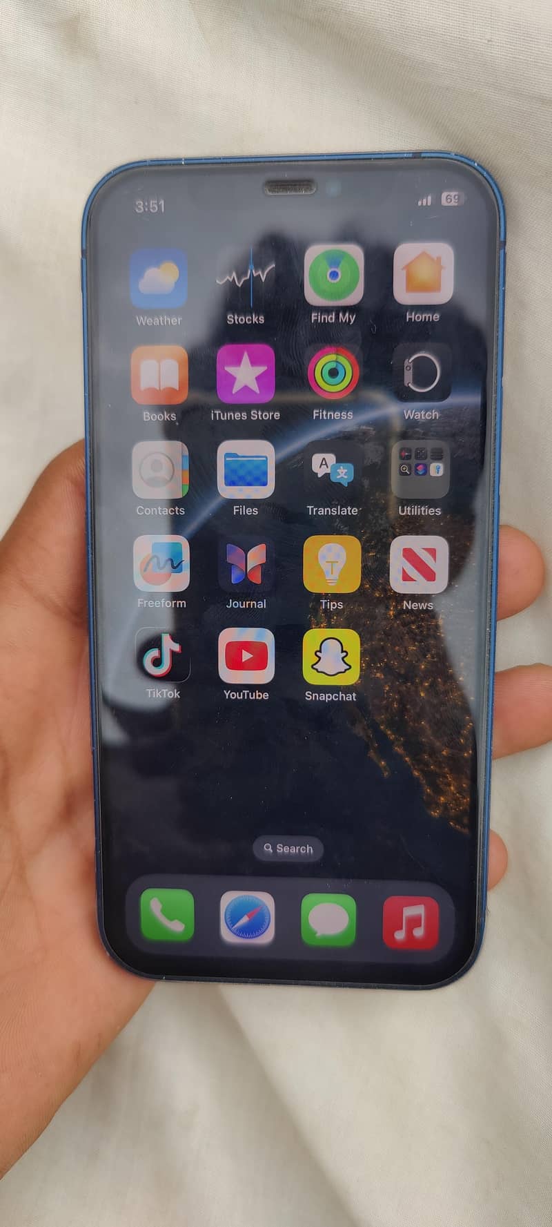 Apple iPhone 12 3