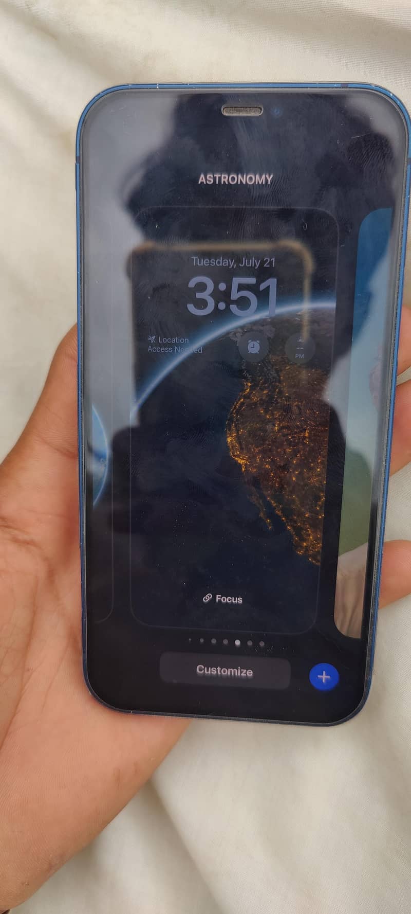 Apple iPhone 12 4