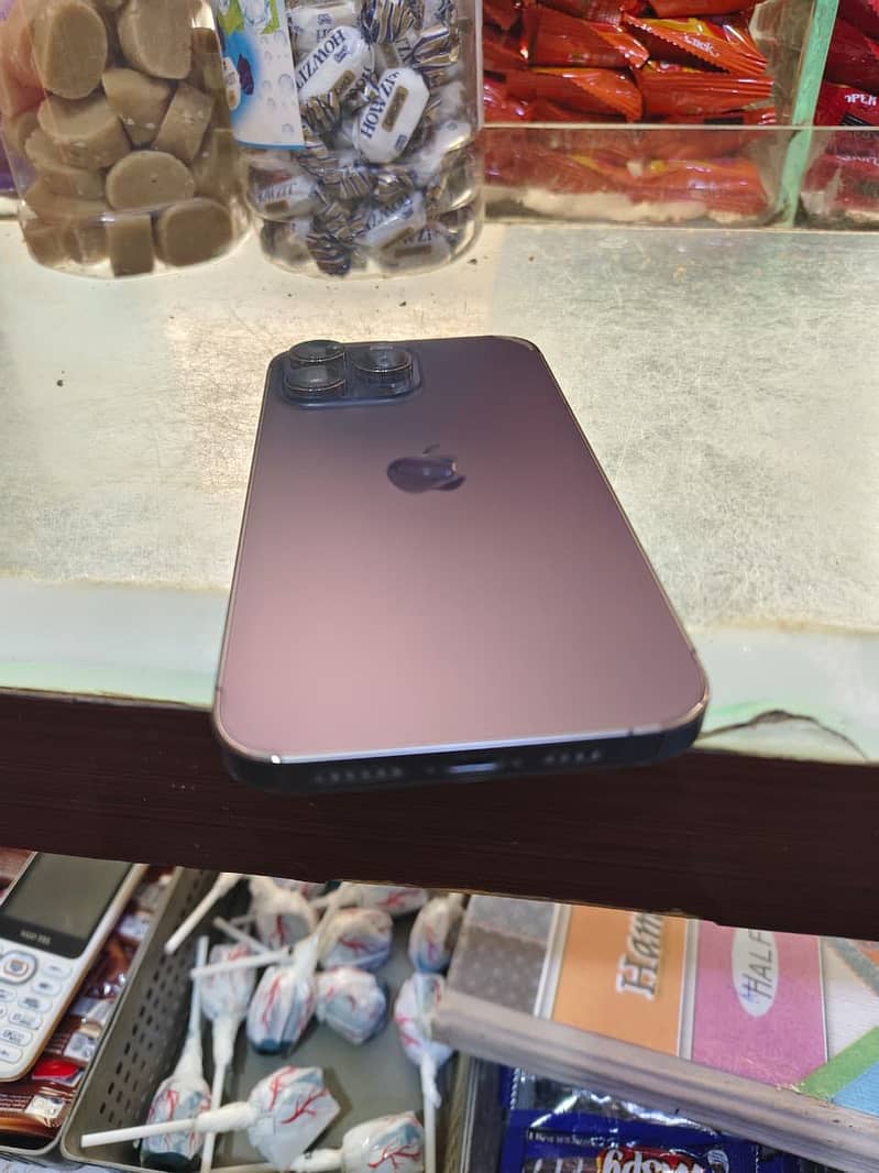 iPhone 14 pro max 7