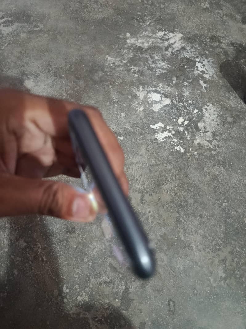 Apple iPhone 11 5