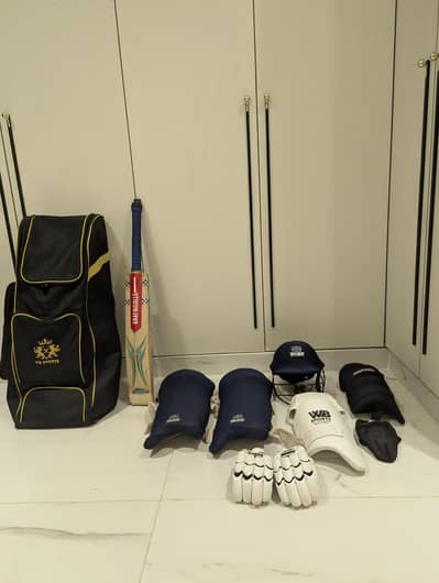 Professional Cricket kit urgent sale