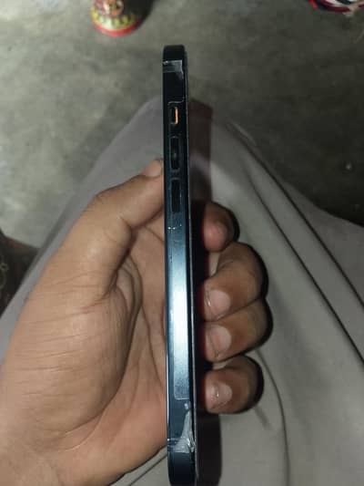 Apple iPhone 15
