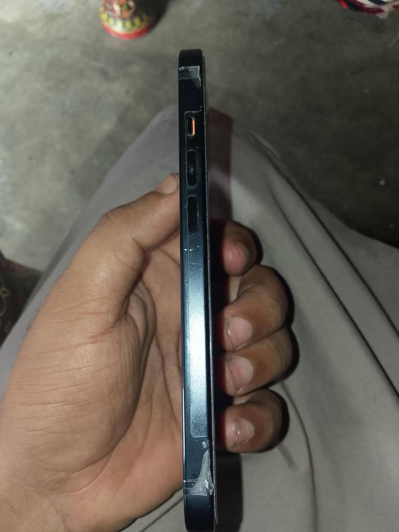 Apple iPhone 15 0