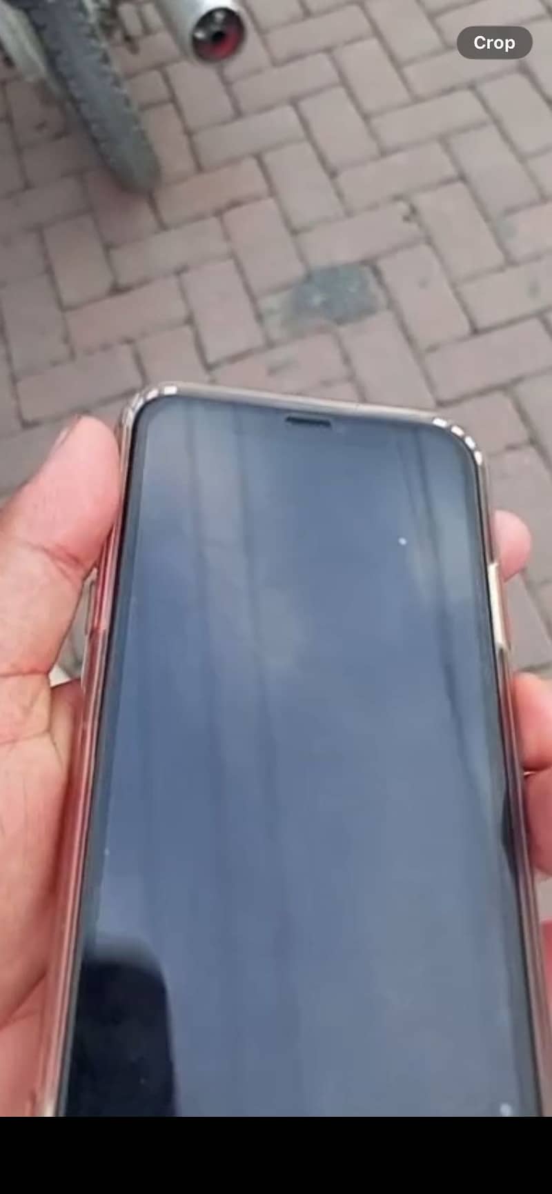 Apple iPhone 11 0