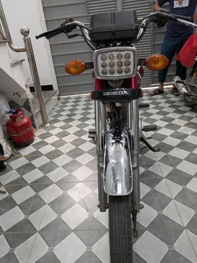 Honda CG 125 2022 Model / Excellent Condition Lahore Registraction