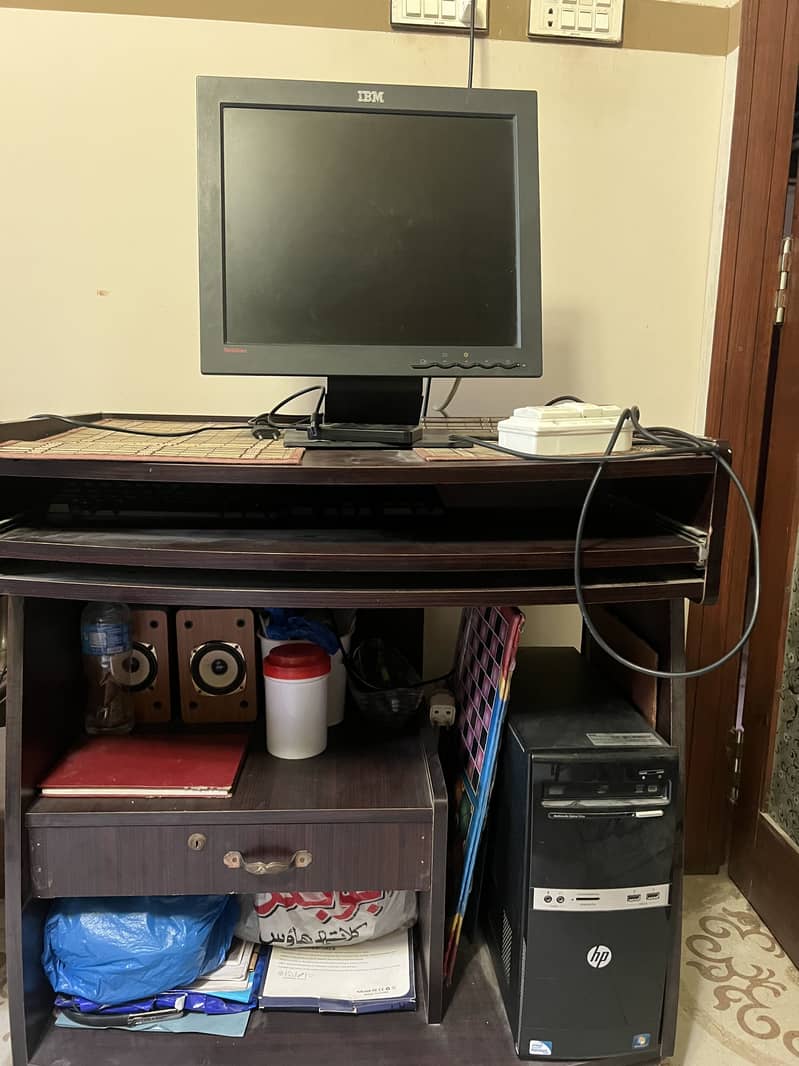 Computer with table 2