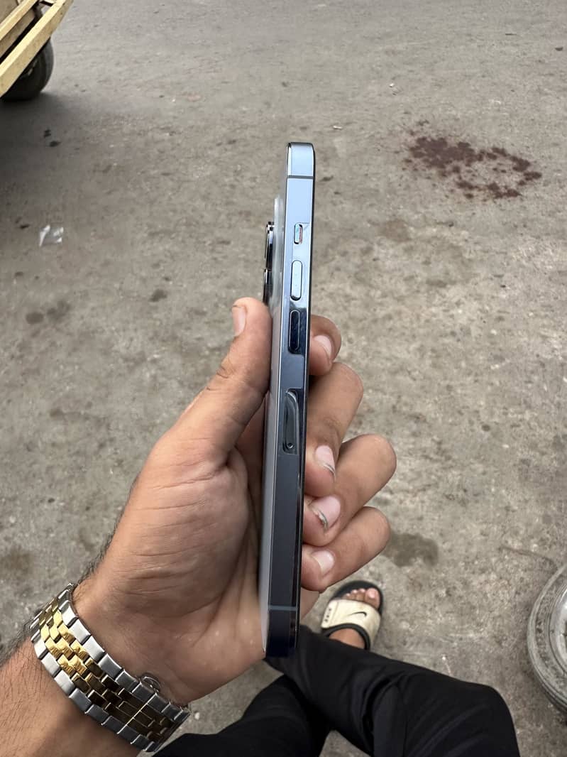 Iphone 13 pro 1