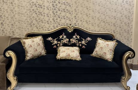 Luxury royal sofa set - 7 seater