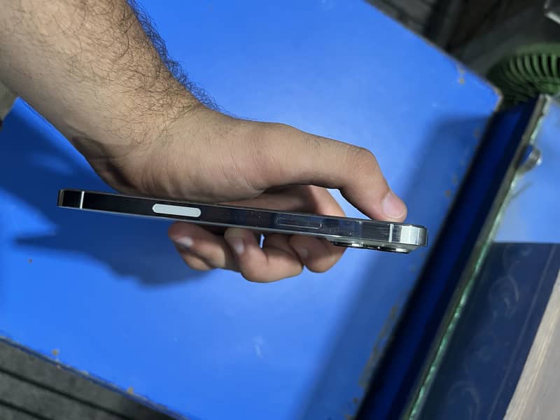 iPhone 13 Pro Max 7