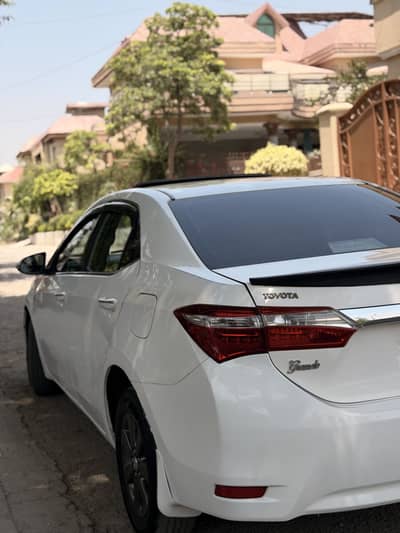 Toyota Corolla Altis 1.8 2014