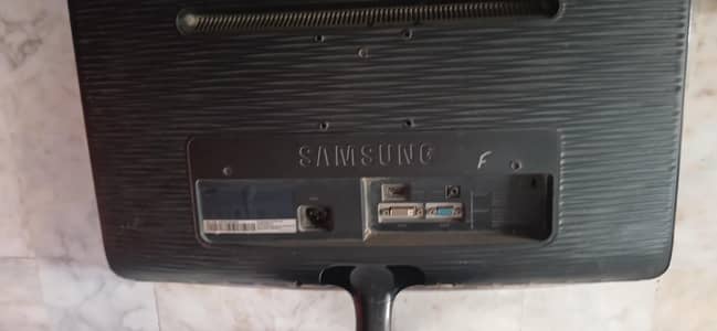 Sony LCD scrap TV and Samsung Monitor