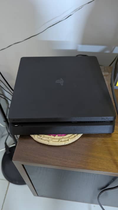 Playstation 4 Slim 1TB