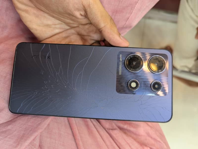 Infinix Note 30 1