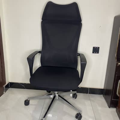 Ergonomic Computer Chair / High-Back Mesh Executive Office Chair