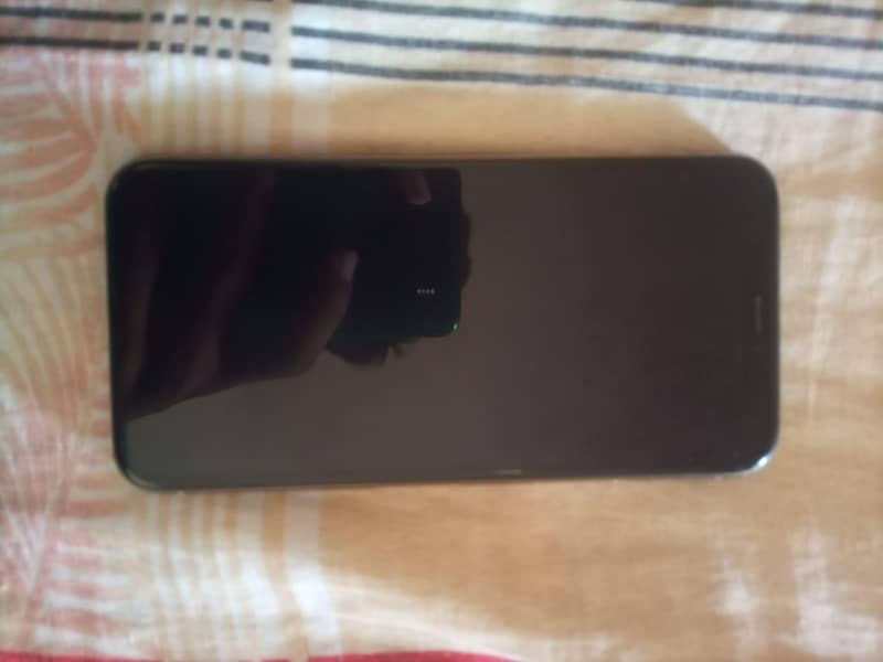 iPhone 11 pro 1