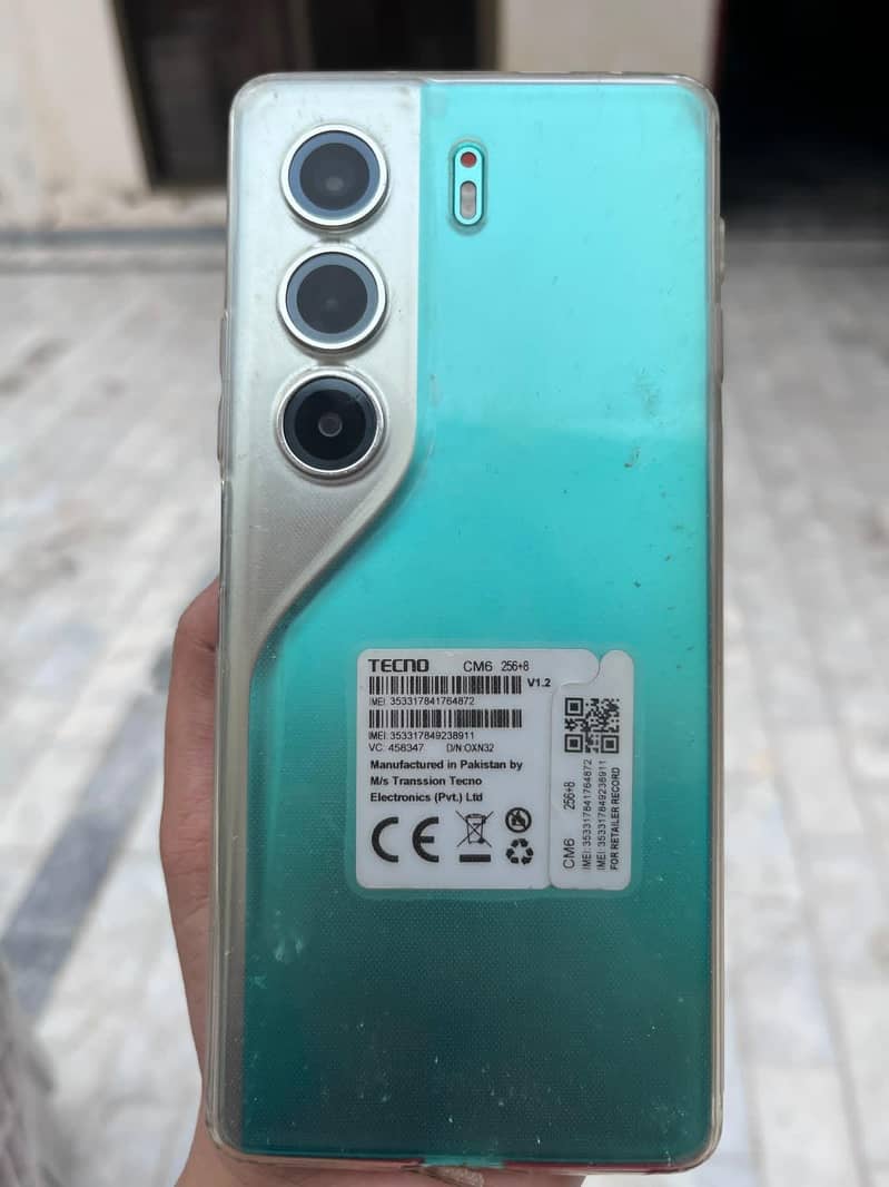 Tecno CAMON 40 Pro 0