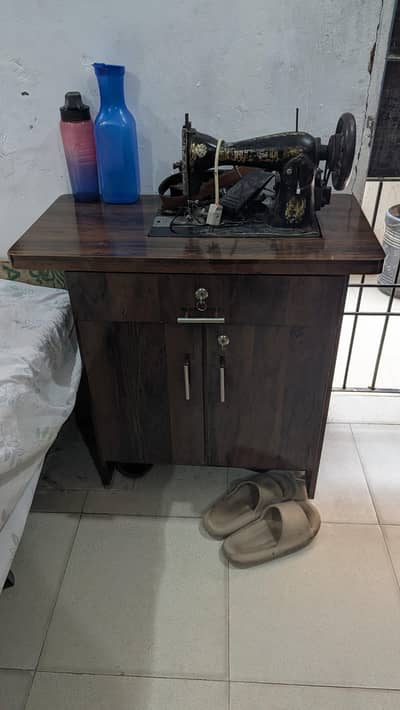 Swing Machine With Table 0300/3691410