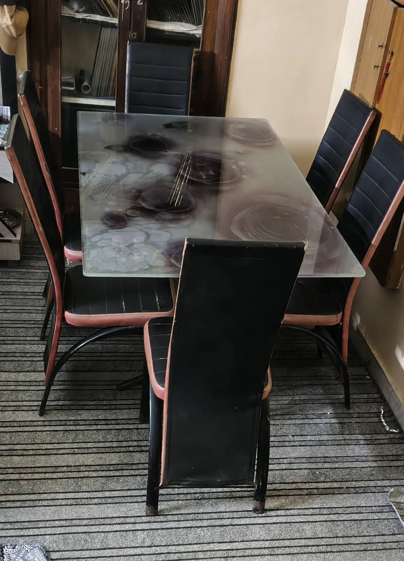 Dining Table With Chairs. 3