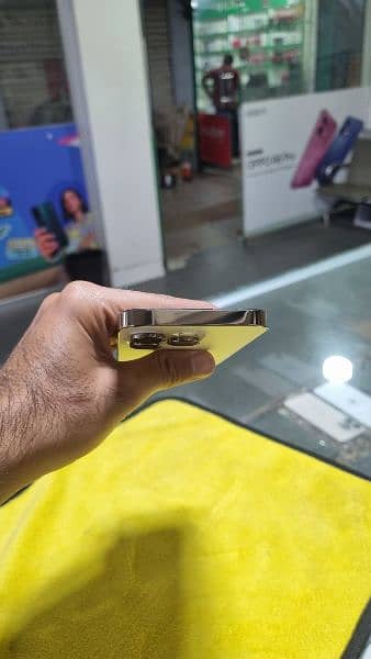 Iphone 14 pro 5