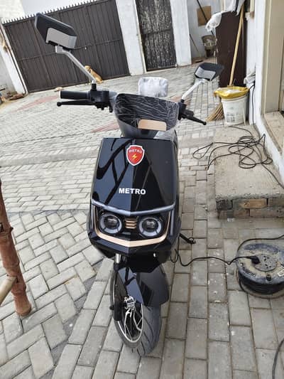 Metro M6 empower Lithium