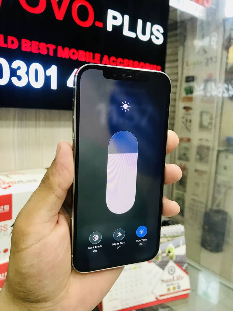 IPhone 12 pro 4