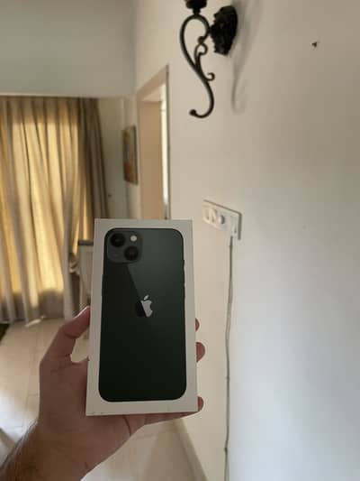 IPHONE 13 factory unlocked