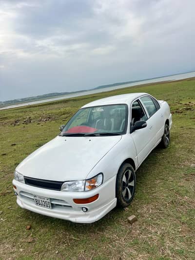 Toyota Corolla 2001 xe 1300cc GT Looks