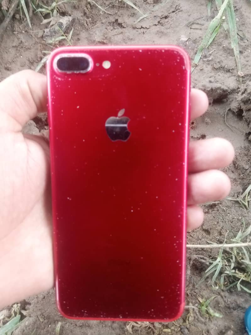 Apple iPhone 7 Plus 0