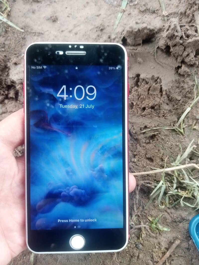Apple iPhone 7 Plus 1