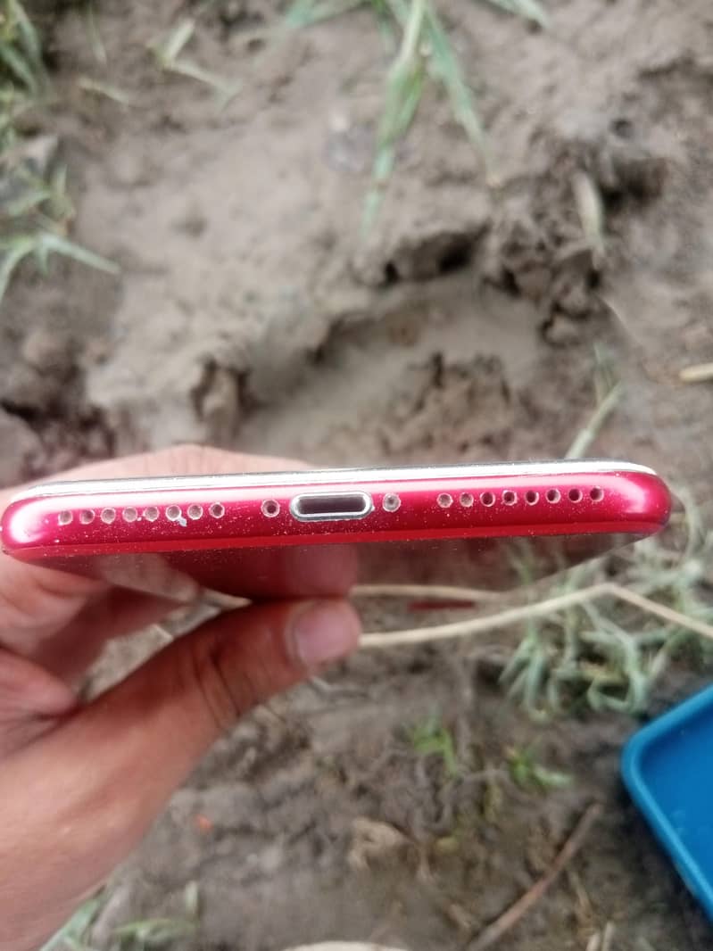 Apple iPhone 7 Plus 4