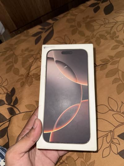 iPhone 16 Pro Max 256 GB - 96% Battery Health