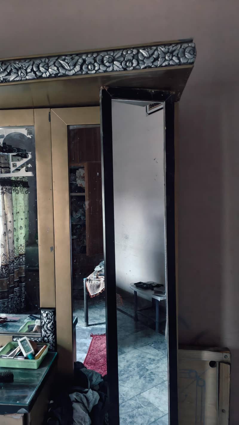 Dressing table 2