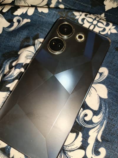 TECNO CAMON 20 PRO