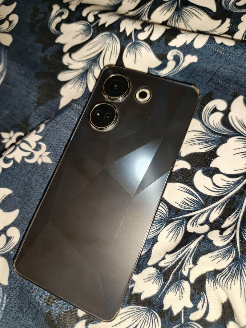 TECNO CAMON 20 PRO 2