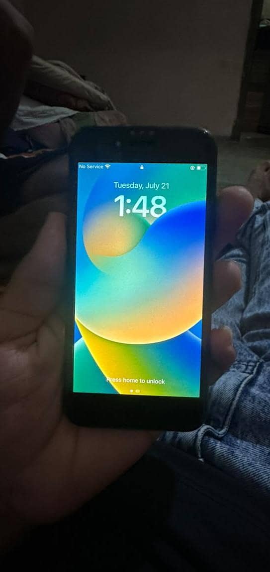 Apple iPhone 8 2