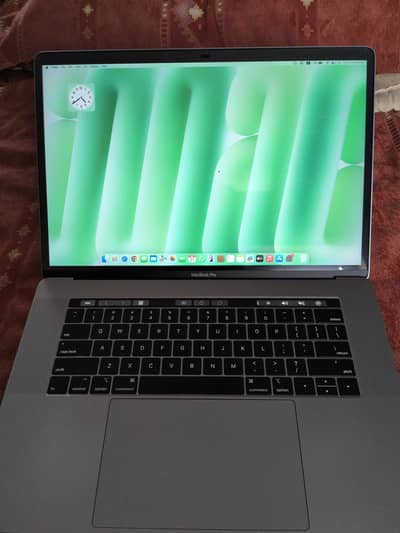 Macbook pro A1990
