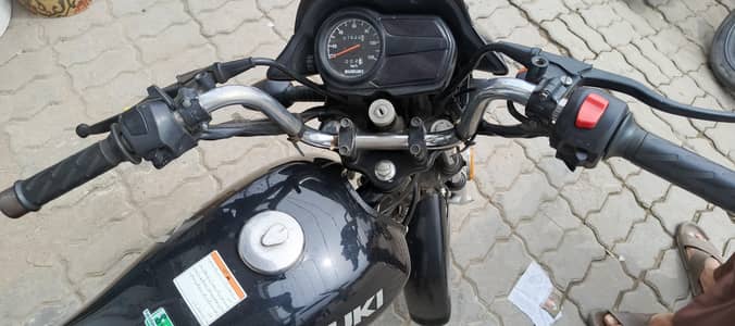 Suzuki 110 black colour 2025