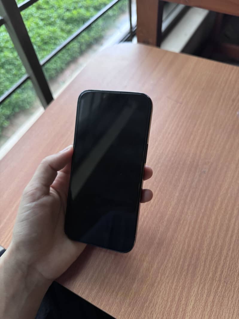 Apple iPhone 14 1