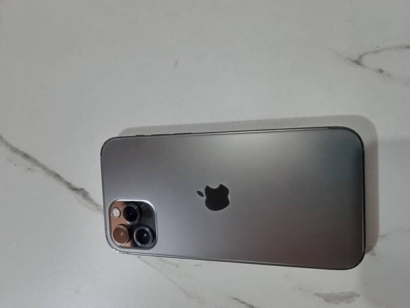 Apple iPhone 12 Pro 1