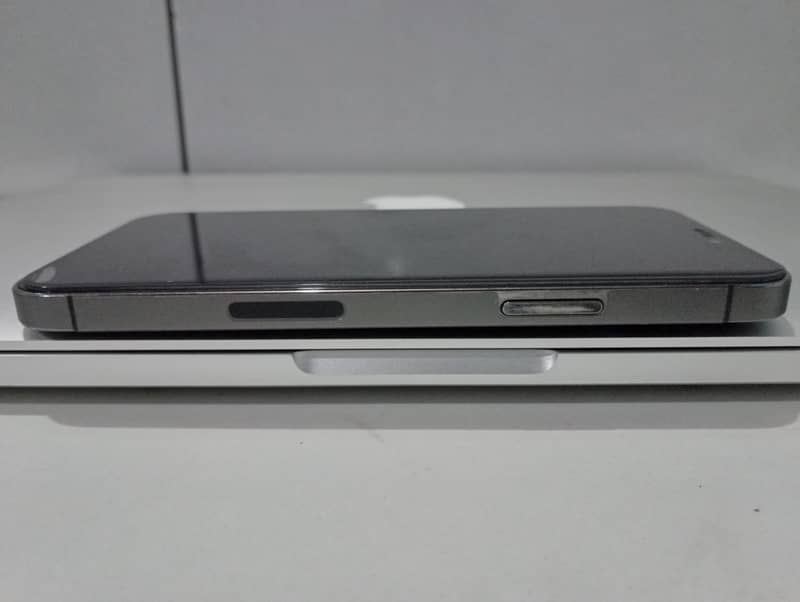 Apple iPhone 12 Pro 12