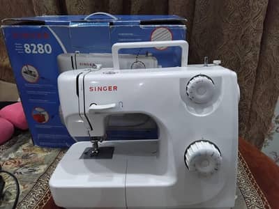 Singer 8280 Sewing Machine f