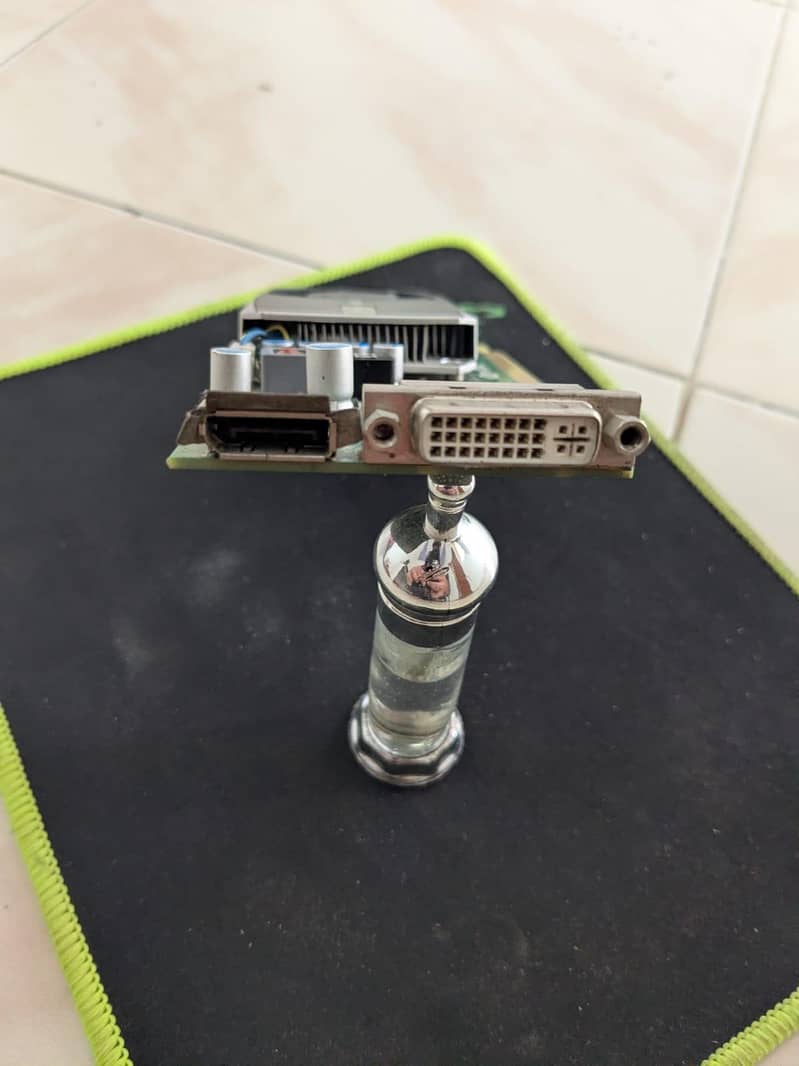 Nvidia Quadro 600 2