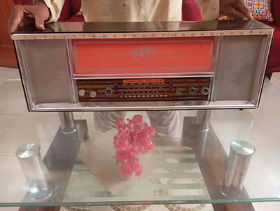 vintage Toshiba radio wooden body