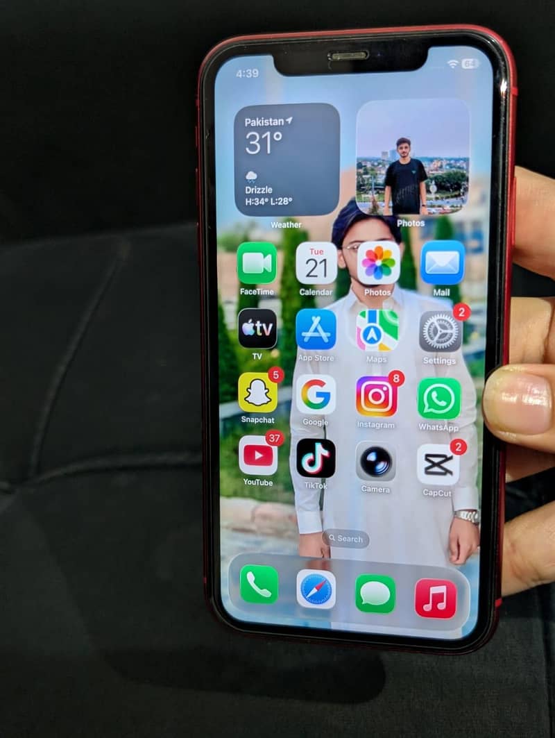 Apple iPhone 11 3