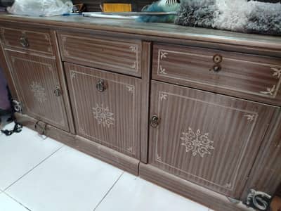 huge size dressig table only urgent sale