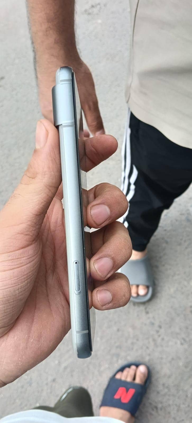 Google Pixel 8 2
